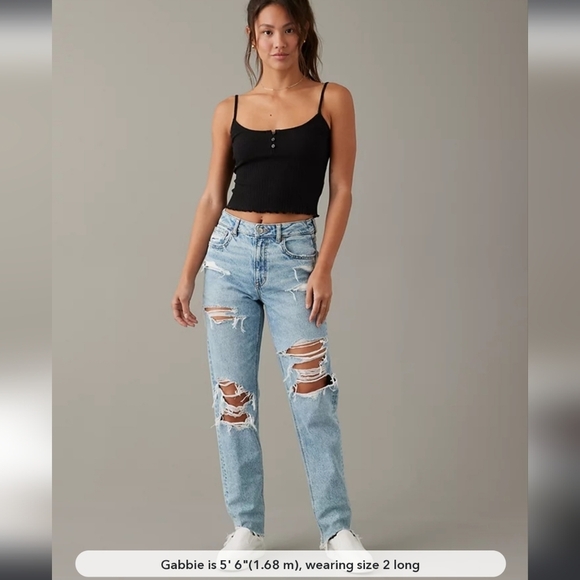 American Eagle Outfitters Denim - AEO American Eagle High Rise Distressed Skinny Mom Jean Size 00